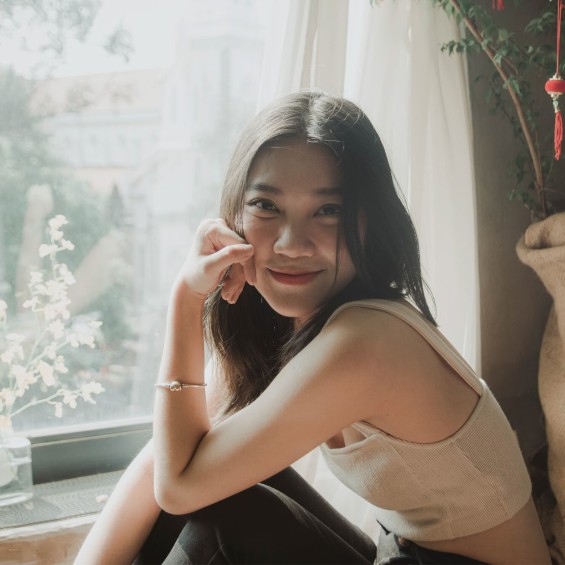 Hương Bùi Hương Bùi
